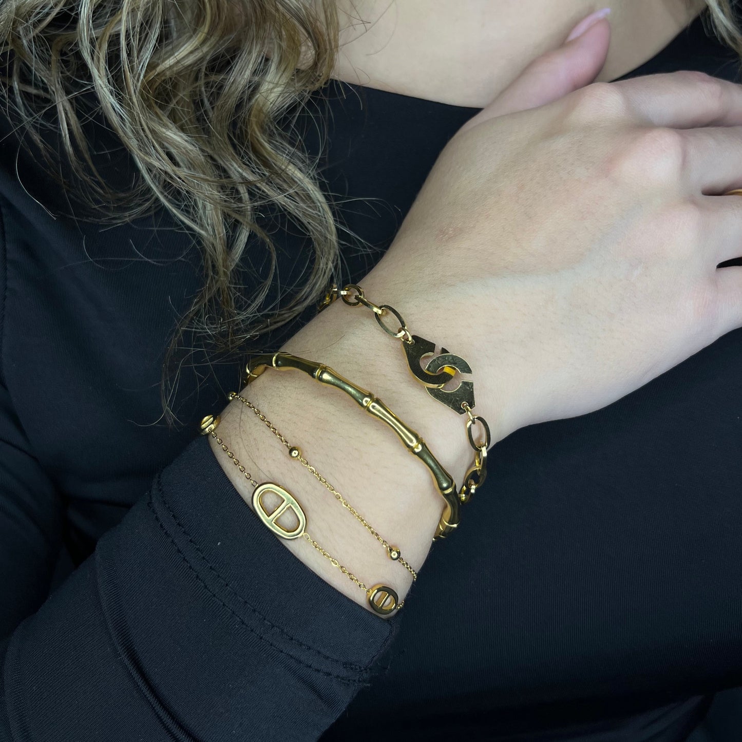 Bracelet HANDCUFF