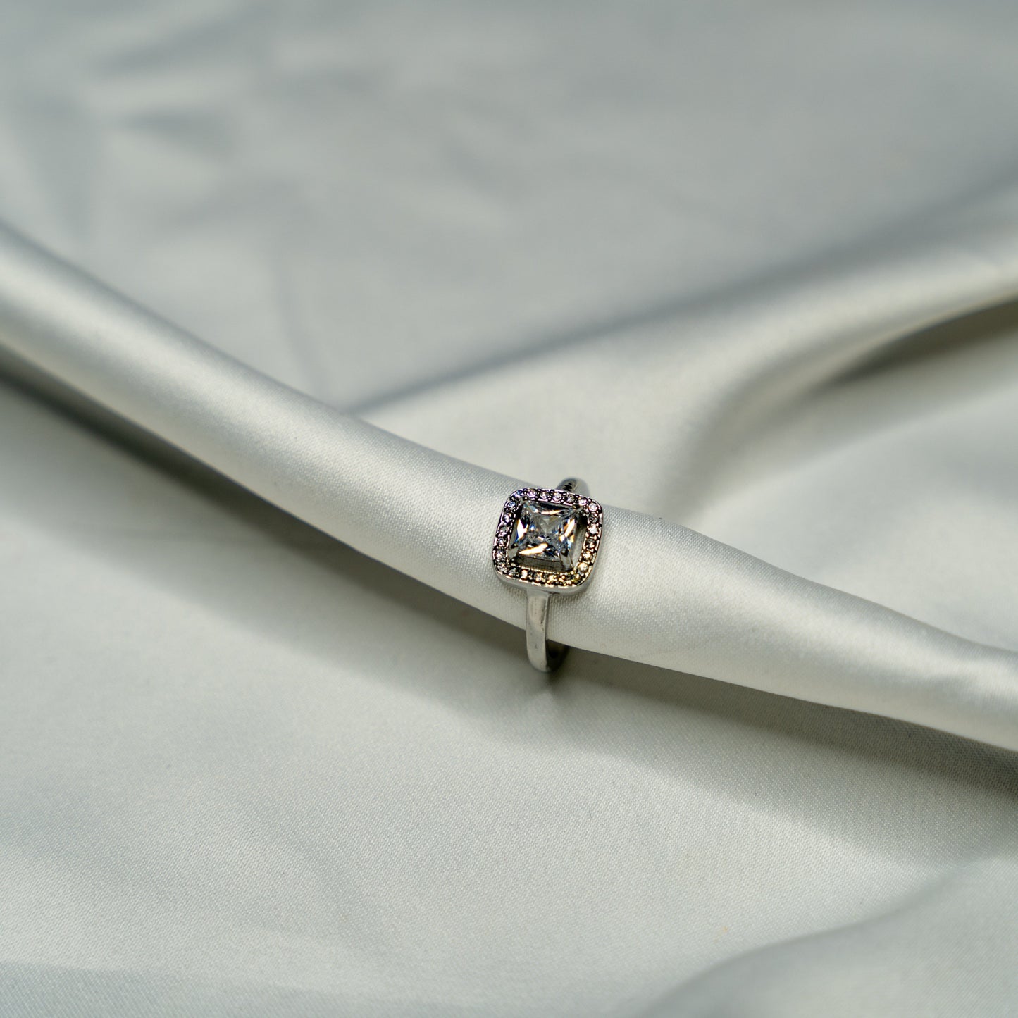 Bague ICE