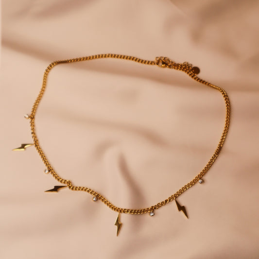 Collier Storm